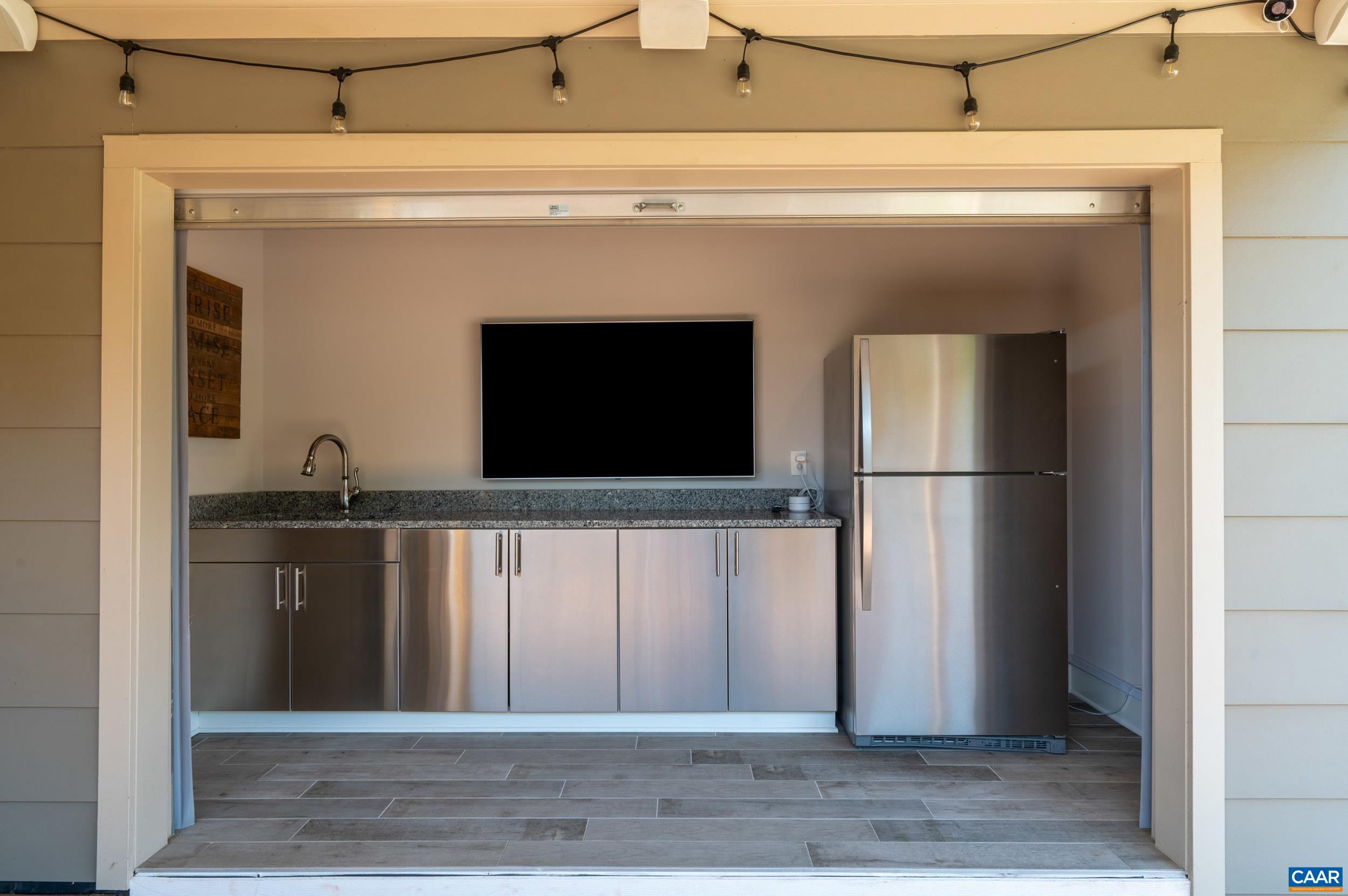 1411 TERRACE LN, CHARLOTTESVILLE, Virginia 22911, 3 Bedrooms Bedrooms, ,3 BathroomsBathrooms,Residential,Roof Top Townes,1411 TERRACE LN,676026 MLS # 676026