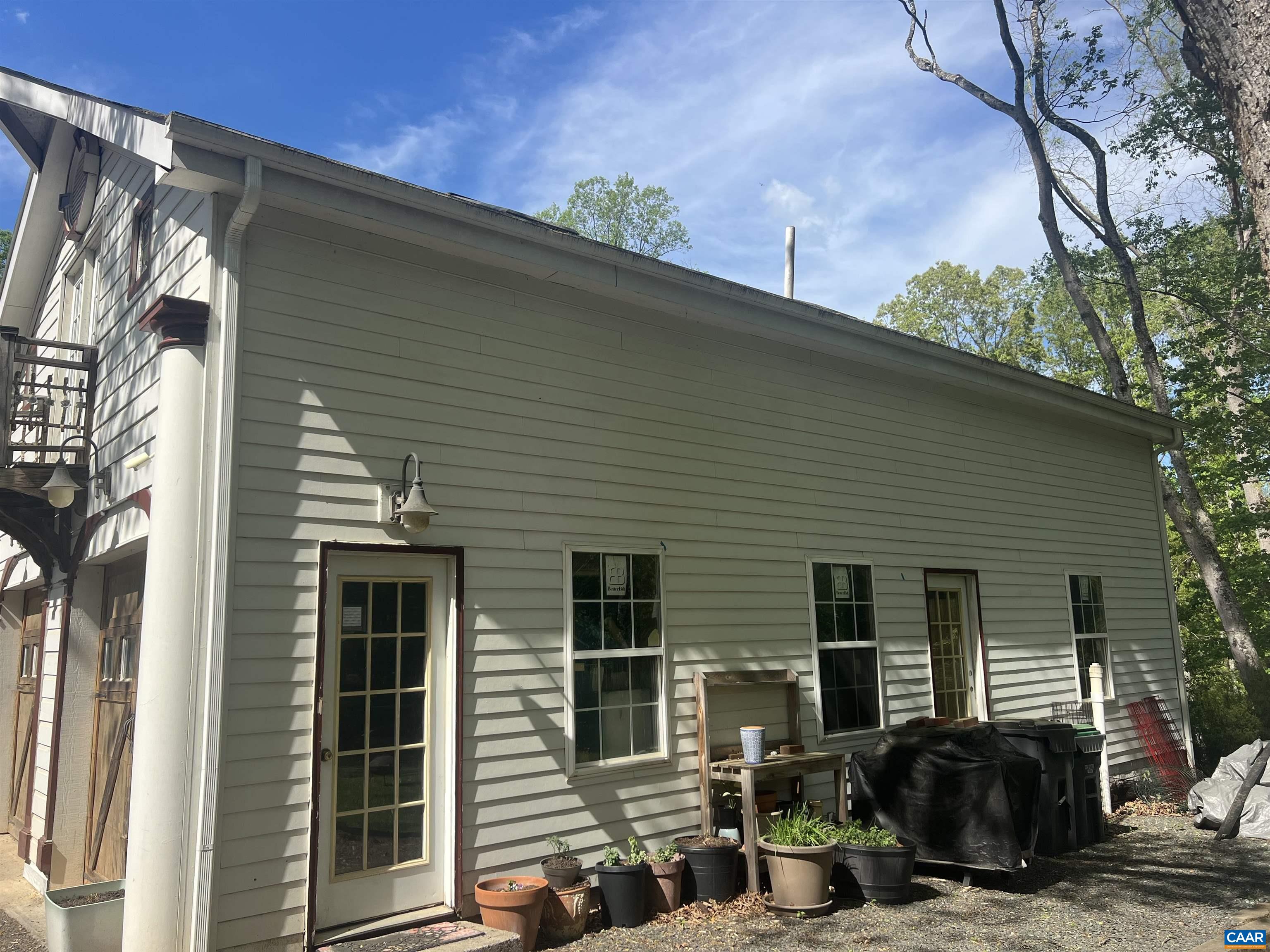 954 OLD LYNCHBURG RD, CHARLOTTESVILLE, Virginia 22903, 4 Bedrooms Bedrooms, ,3 BathroomsBathrooms,Residential,954 OLD LYNCHBURG RD,676027 MLS # 676027