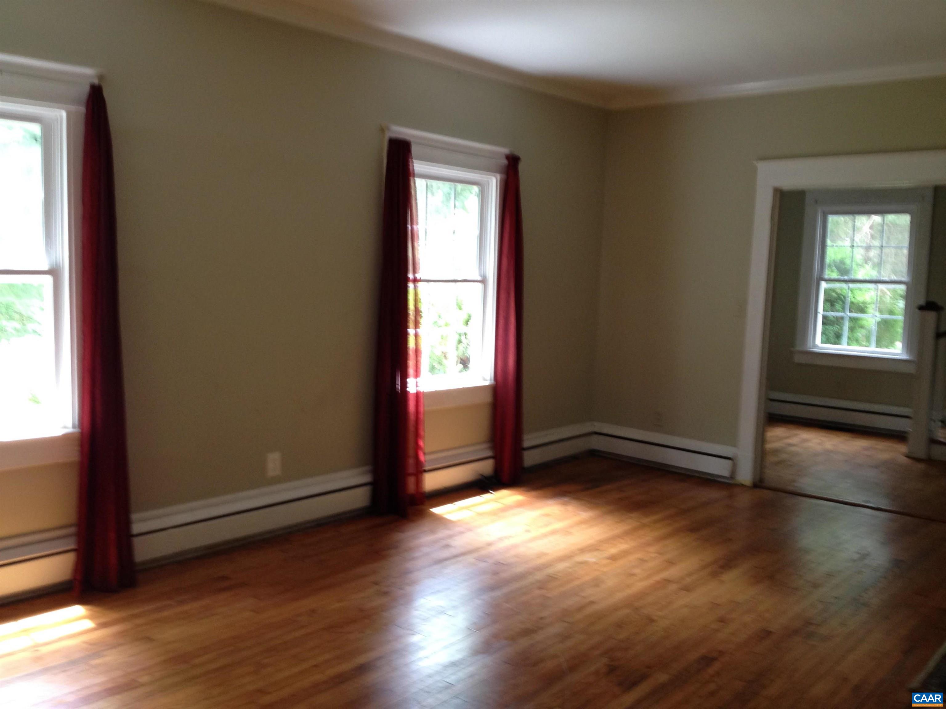 954 OLD LYNCHBURG RD, CHARLOTTESVILLE, Virginia 22903, 4 Bedrooms Bedrooms, ,3 BathroomsBathrooms,Residential,954 OLD LYNCHBURG RD,676027 MLS # 676027