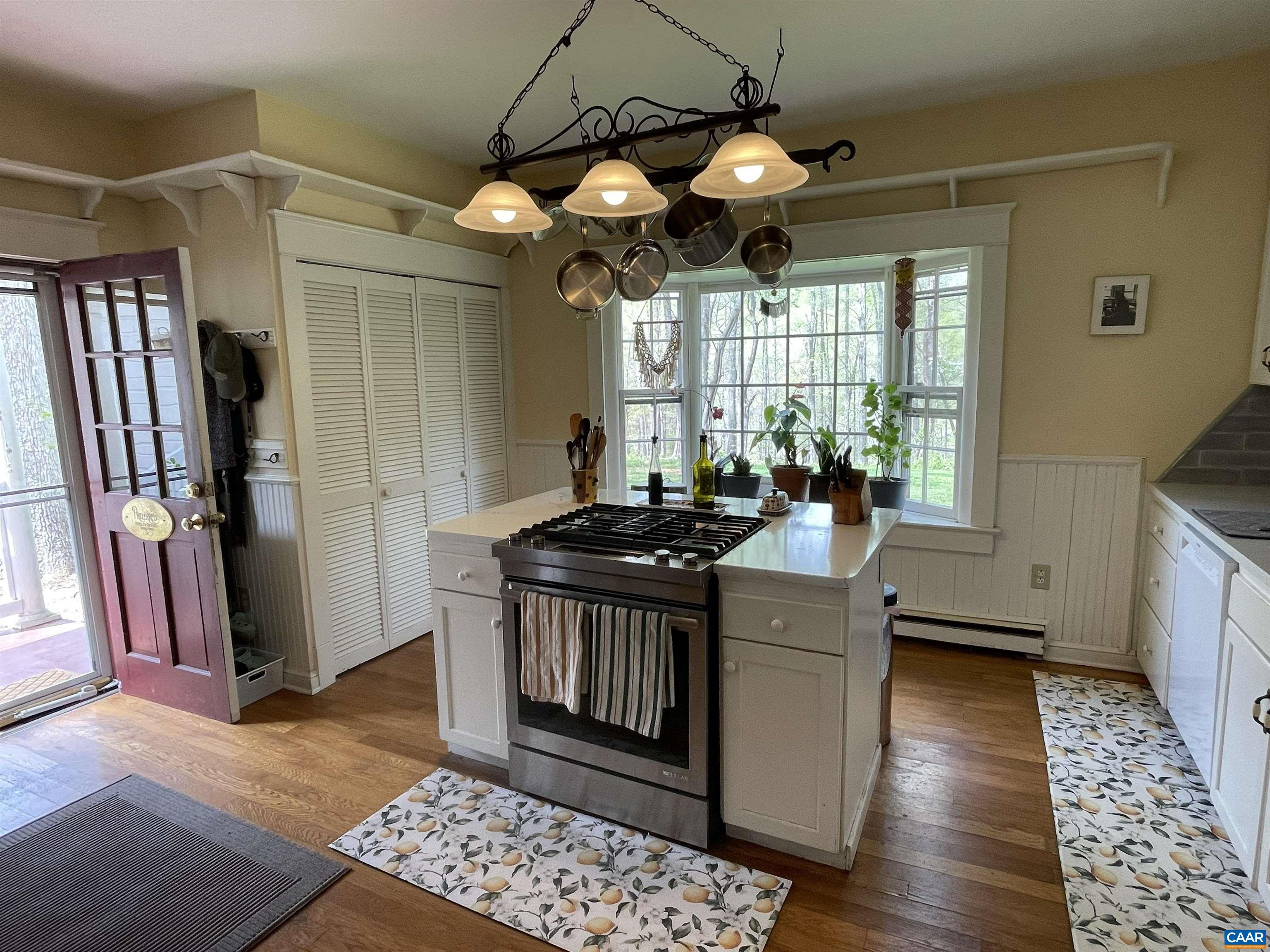 954 OLD LYNCHBURG RD, CHARLOTTESVILLE, Virginia 22903, 4 Bedrooms Bedrooms, ,3 BathroomsBathrooms,Residential,954 OLD LYNCHBURG RD,676027 MLS # 676027