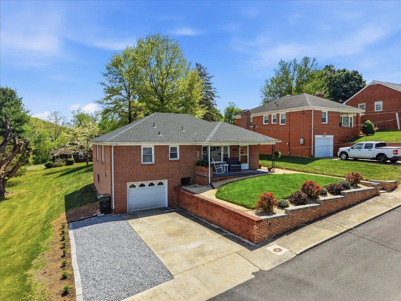 503 RITCHIE BLVD, STAUNTON, Virginia 24401, 3 Bedrooms Bedrooms, ,2 BathroomsBathrooms,Residential,503 RITCHIE BLVD,676028 MLS # 676028