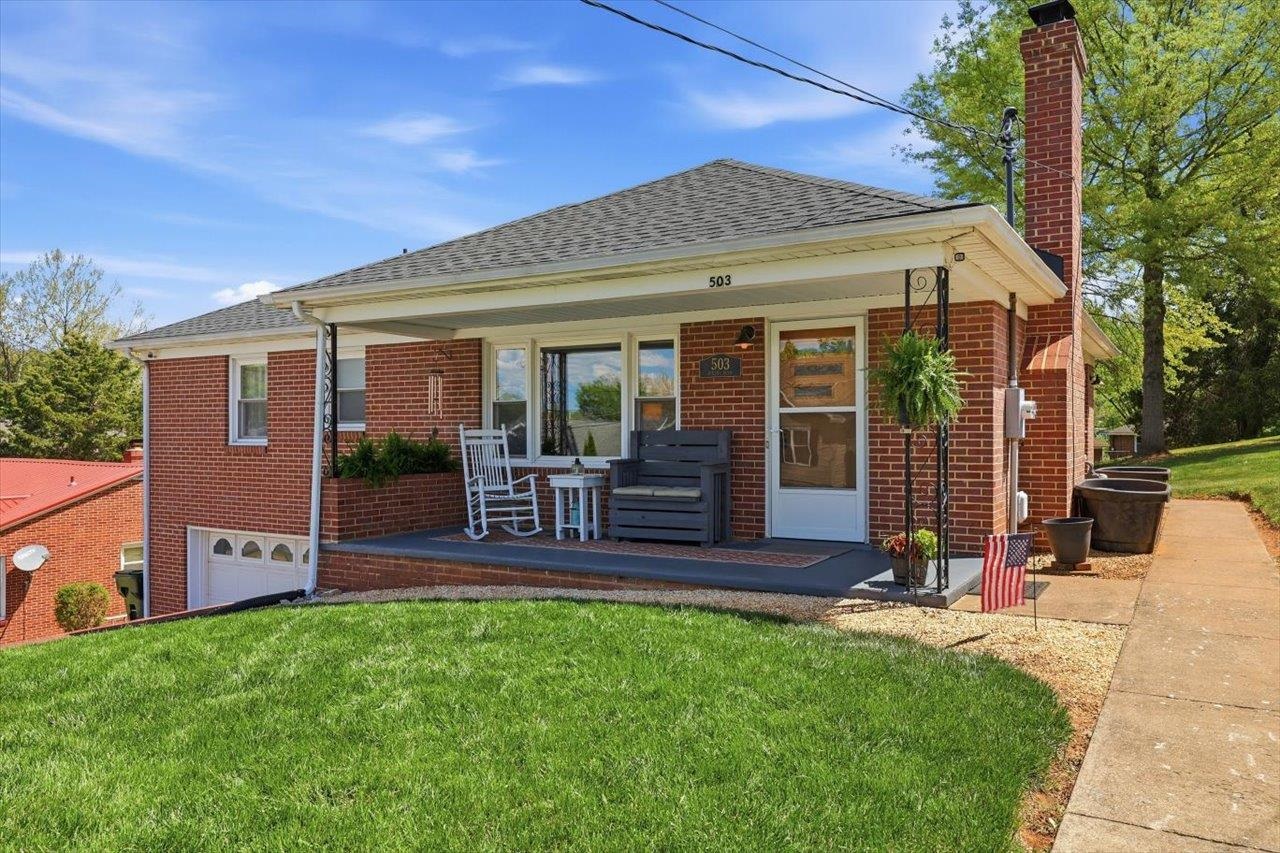 503 RITCHIE BLVD, STAUNTON, Virginia 24401, 3 Bedrooms Bedrooms, ,2 BathroomsBathrooms,Residential,503 RITCHIE BLVD,676028 MLS # 676028