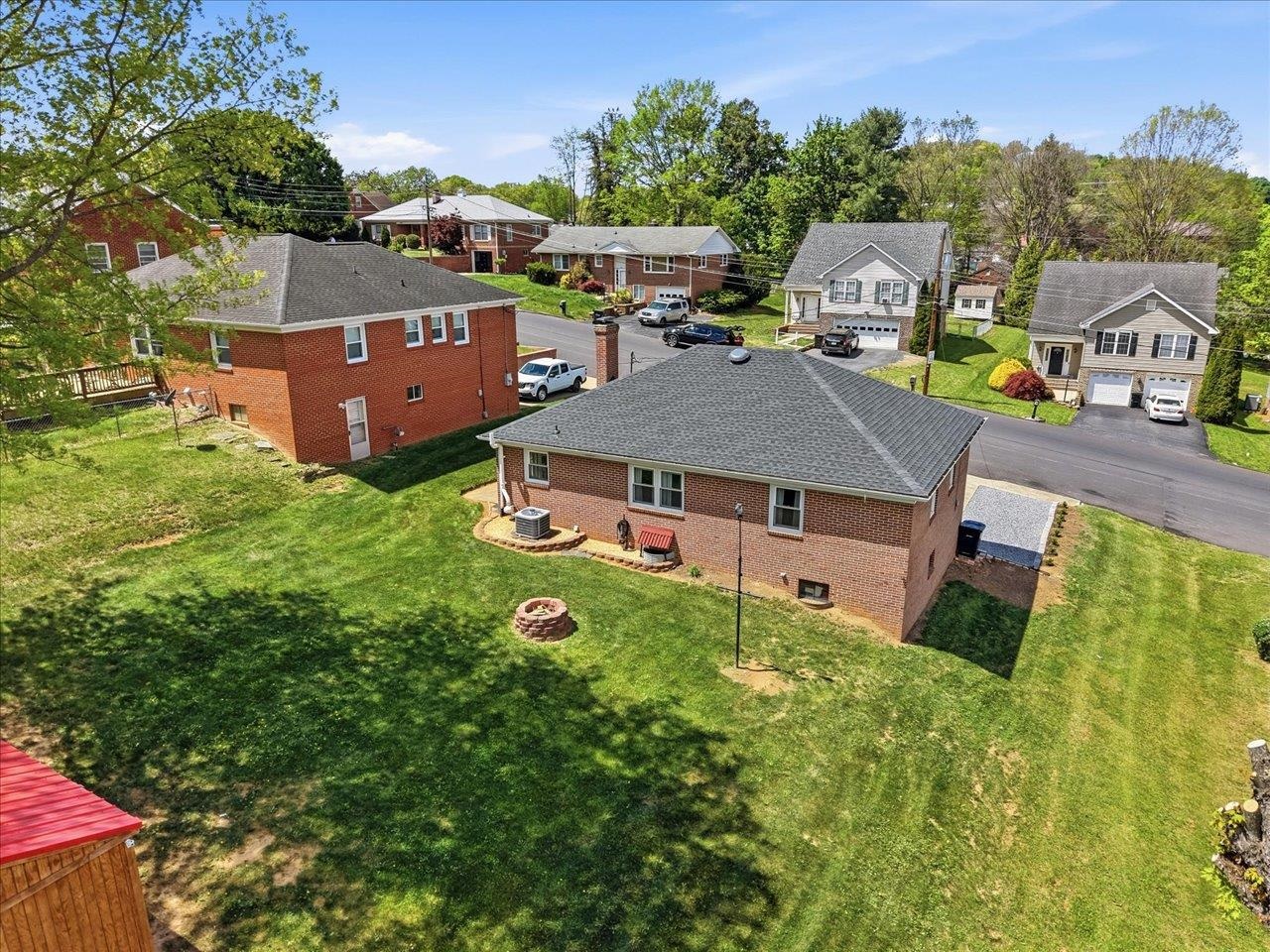 503 RITCHIE BLVD, STAUNTON, Virginia 24401, 3 Bedrooms Bedrooms, ,2 BathroomsBathrooms,Residential,503 RITCHIE BLVD,676028 MLS # 676028