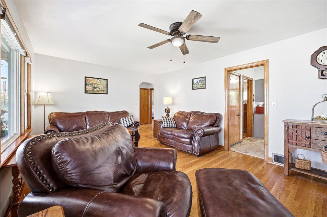 503 RITCHIE BLVD, STAUNTON, Virginia 24401, 3 Bedrooms Bedrooms, ,2 BathroomsBathrooms,Residential,503 RITCHIE BLVD,676028 MLS # 676028