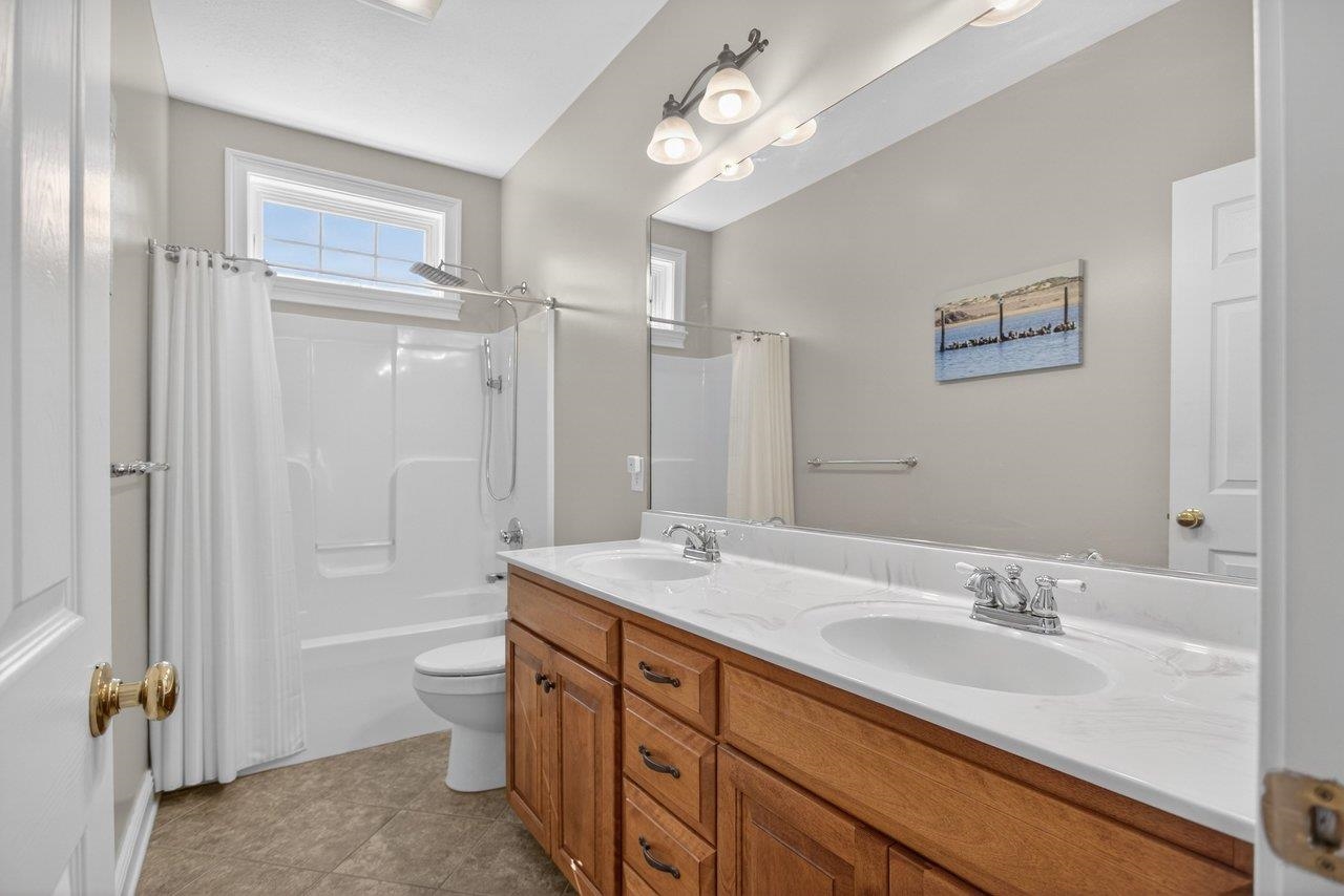 3107 BROOKSHIRE DR, ROCKINGHAM, Virginia 22801, 4 Bedrooms Bedrooms, ,3 BathroomsBathrooms,Residential,3107 BROOKSHIRE DR,676031 MLS # 676031