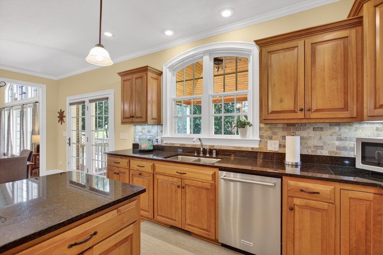 3107 BROOKSHIRE DR, ROCKINGHAM, Virginia 22801, 4 Bedrooms Bedrooms, ,3 BathroomsBathrooms,Residential,3107 BROOKSHIRE DR,676031 MLS # 676031