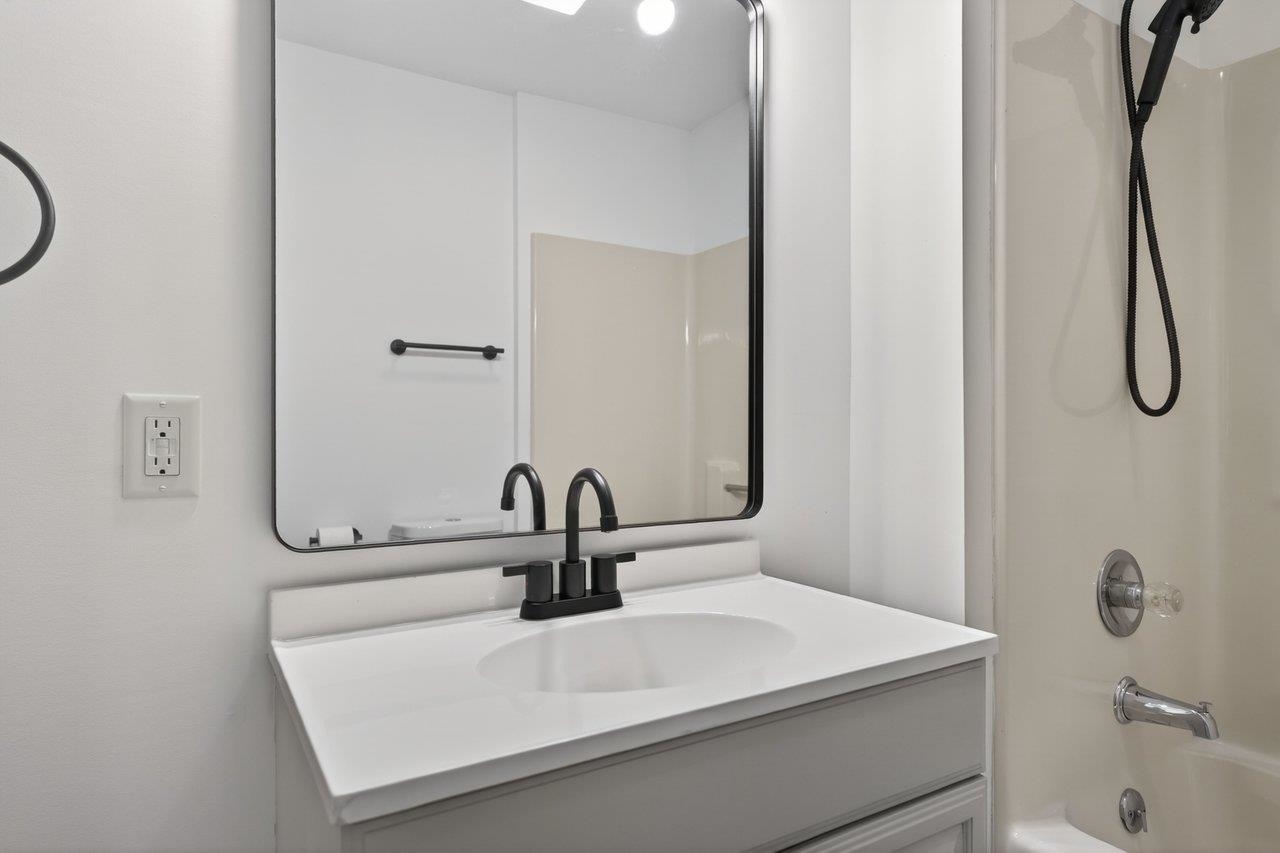 782 SHIPYARD RD, SHENANDOAH, Virginia 22849, 3 Bedrooms Bedrooms, ,3 BathroomsBathrooms,Residential,782 SHIPYARD RD,676032 MLS # 676032