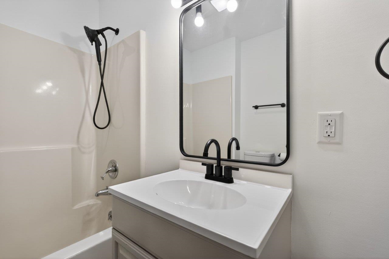 782 SHIPYARD RD, SHENANDOAH, Virginia 22849, 3 Bedrooms Bedrooms, ,3 BathroomsBathrooms,Residential,782 SHIPYARD RD,676032 MLS # 676032