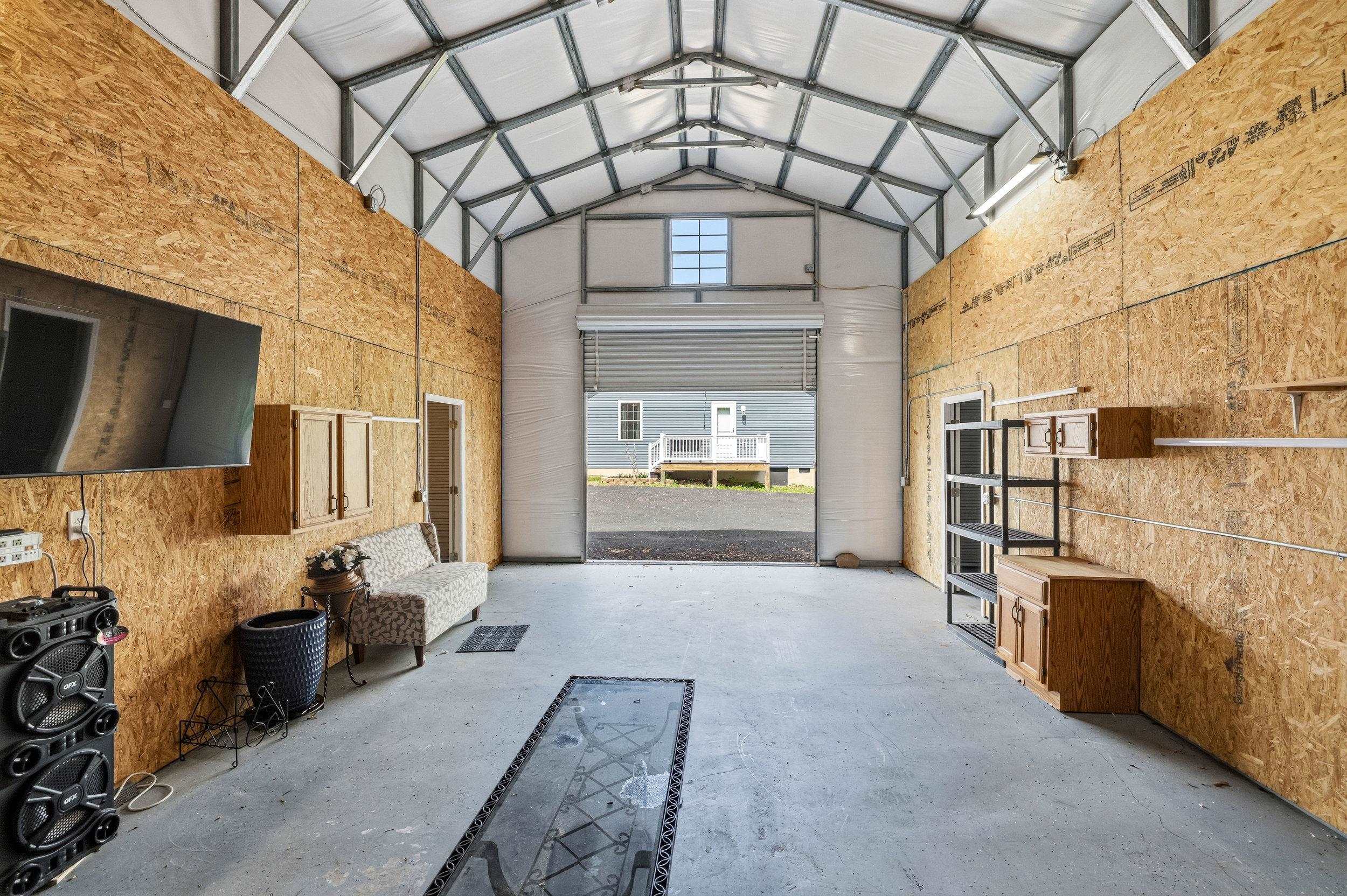 206 W SUMMIT AVE, ELKTON, Virginia 22827, 3 Bedrooms Bedrooms, ,2 BathroomsBathrooms,Residential,206 W SUMMIT AVE,676033 MLS # 676033