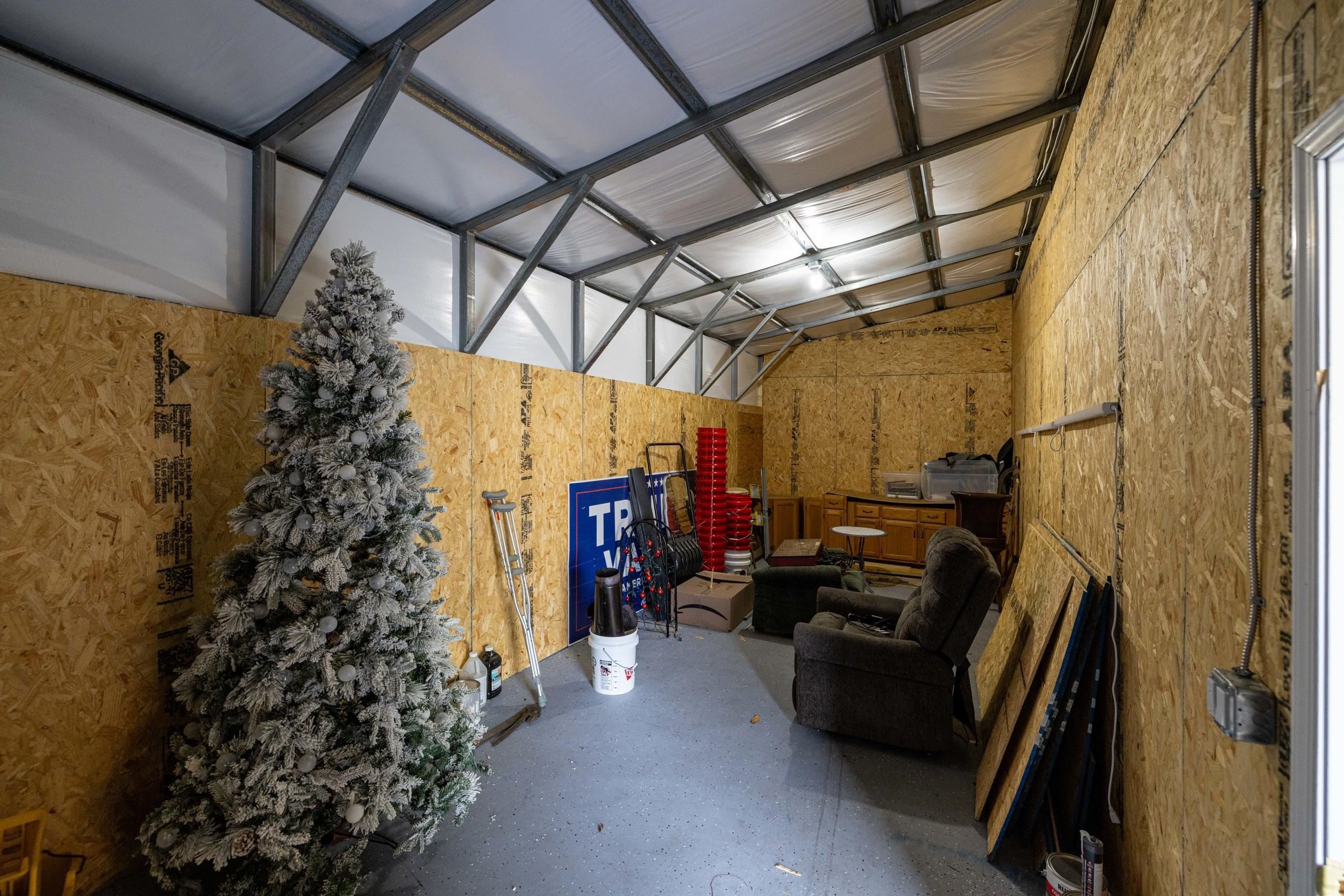 206 W SUMMIT AVE, ELKTON, Virginia 22827, 3 Bedrooms Bedrooms, ,2 BathroomsBathrooms,Residential,206 W SUMMIT AVE,676033 MLS # 676033