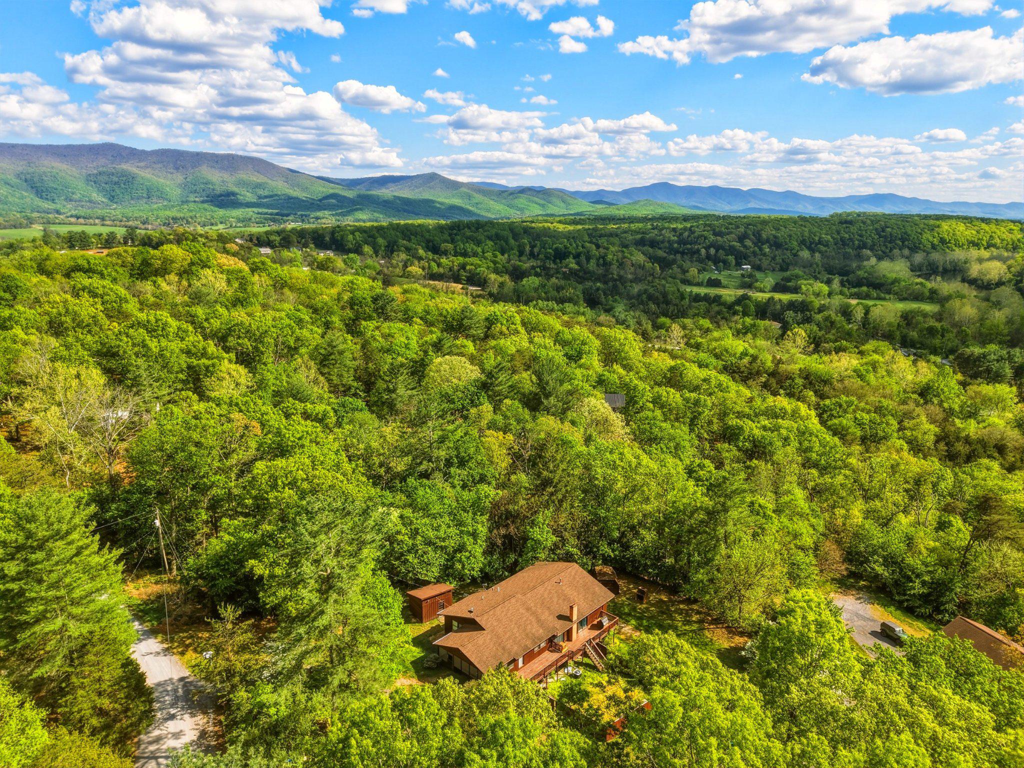 455 WOODSIDE DR, RILEYVILLE, Virginia 22650, 4 Bedrooms Bedrooms, ,3 BathroomsBathrooms,Residential,455 WOODSIDE DR,VAPA2006036 MLS # VAPA2006036