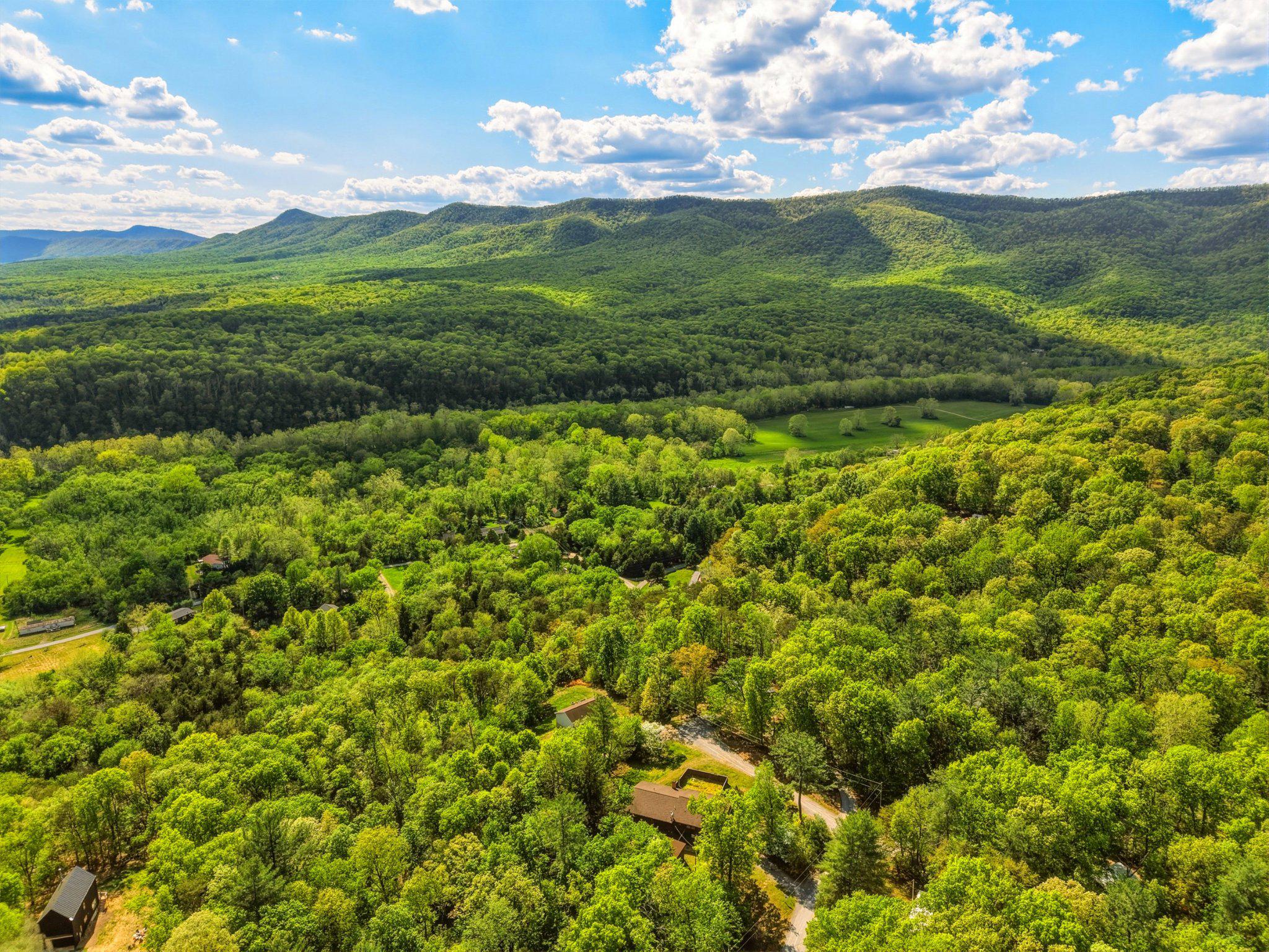 455 WOODSIDE DR, RILEYVILLE, Virginia 22650, 4 Bedrooms Bedrooms, ,3 BathroomsBathrooms,Residential,455 WOODSIDE DR,VAPA2006036 MLS # VAPA2006036