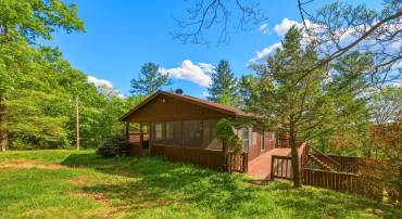 455 WOODSIDE DR, RILEYVILLE, Virginia 22650, 4 Bedrooms Bedrooms, ,3 BathroomsBathrooms,Residential,455 WOODSIDE DR,VAPA2006036 MLS # VAPA2006036