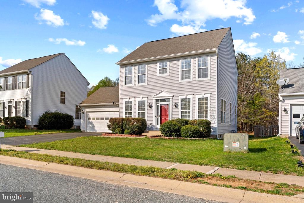 6937 VERSAILLE DR, FREDERICKSBURG, Virginia 22407, 3 Bedrooms Bedrooms, ,3 BathroomsBathrooms,Residential,6937 VERSAILLE DR,VASP2039982 MLS # VASP2039982