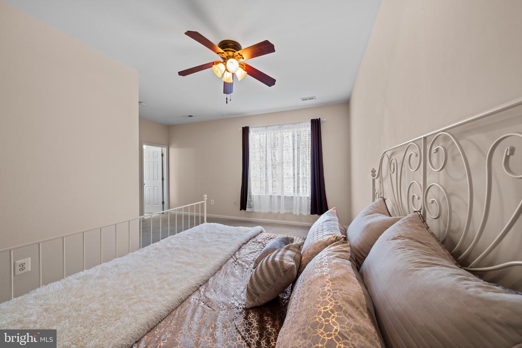 6937 VERSAILLE DR, FREDERICKSBURG, Virginia 22407, 3 Bedrooms Bedrooms, ,3 BathroomsBathrooms,Residential,6937 VERSAILLE DR,VASP2039982 MLS # VASP2039982