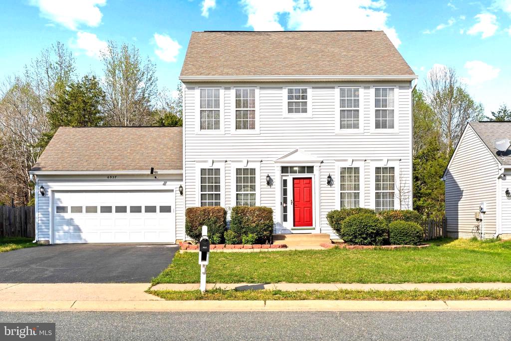 6937 VERSAILLE DR, FREDERICKSBURG, Virginia 22407, 3 Bedrooms Bedrooms, ,3 BathroomsBathrooms,Residential,6937 VERSAILLE DR,VASP2039982 MLS # VASP2039982