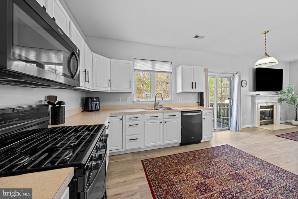 6937 VERSAILLE DR, FREDERICKSBURG, Virginia 22407, 3 Bedrooms Bedrooms, ,3 BathroomsBathrooms,Residential,6937 VERSAILLE DR,VASP2039982 MLS # VASP2039982