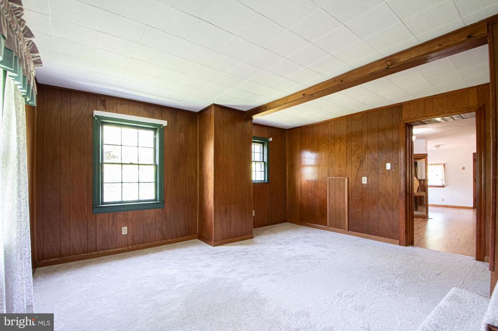 115 CHESTER GAP RD, CHESTER GAP, Virginia, 4 Bedrooms Bedrooms, ,2 BathroomsBathrooms,Residential,115 CHESTER GAP RD,VARP2002598 MLS # VARP2002598