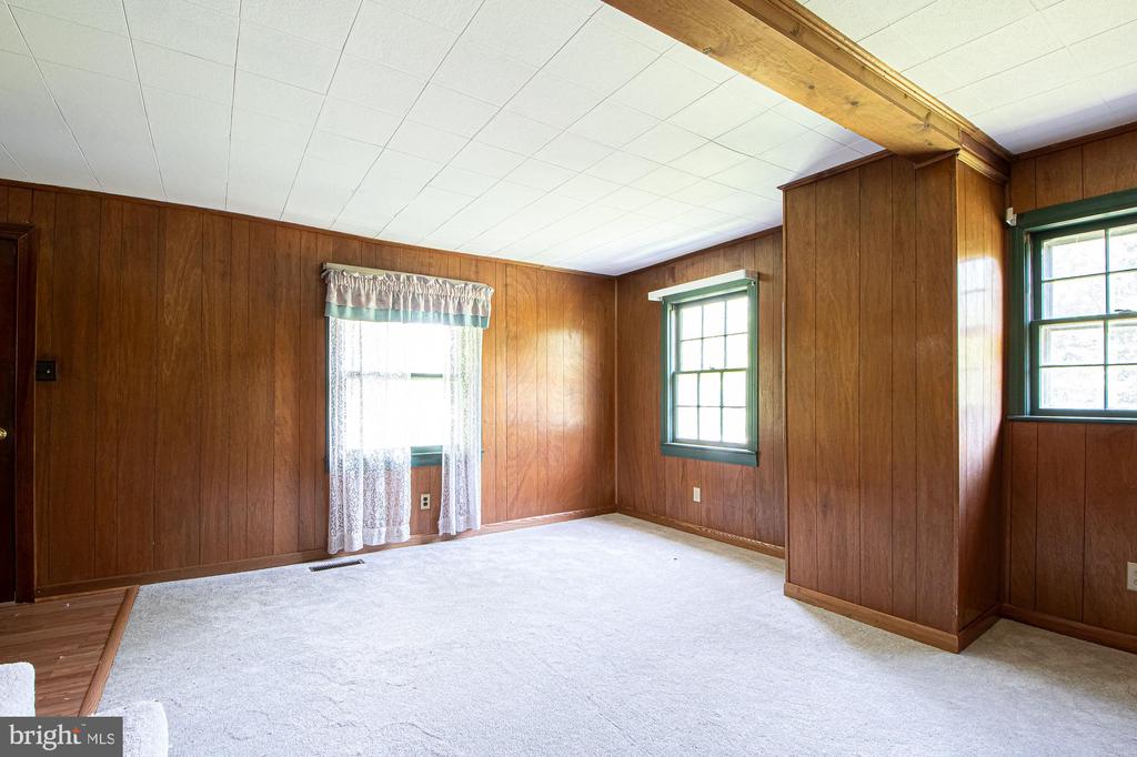 115 CHESTER GAP RD, CHESTER GAP, Virginia, 4 Bedrooms Bedrooms, ,2 BathroomsBathrooms,Residential,115 CHESTER GAP RD,VARP2002598 MLS # VARP2002598