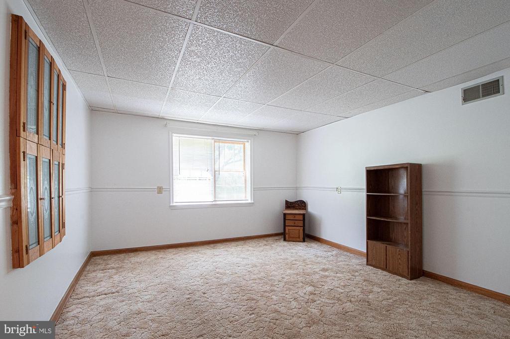 115 CHESTER GAP RD, CHESTER GAP, Virginia, 4 Bedrooms Bedrooms, ,2 BathroomsBathrooms,Residential,115 CHESTER GAP RD,VARP2002598 MLS # VARP2002598