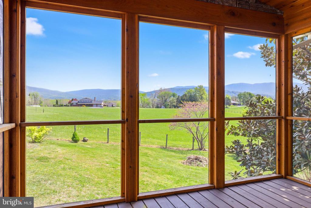 3 CEDAR DR, LURAY, Virginia 22835, 3 Bedrooms Bedrooms, ,2 BathroomsBathrooms,Residential,3 CEDAR DR,VAPA2006318 MLS # VAPA2006318