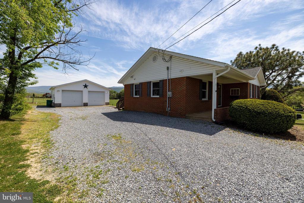 3 CEDAR DR, LURAY, Virginia 22835, 3 Bedrooms Bedrooms, ,2 BathroomsBathrooms,Residential,3 CEDAR DR,VAPA2006318 MLS # VAPA2006318