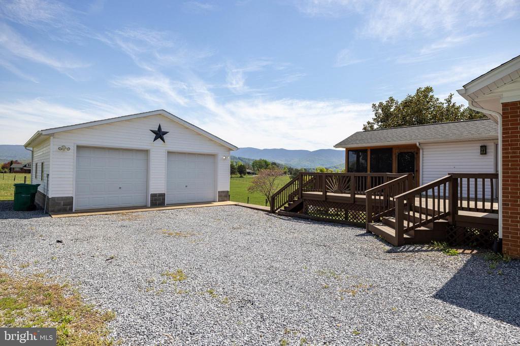 3 CEDAR DR, LURAY, Virginia 22835, 3 Bedrooms Bedrooms, ,2 BathroomsBathrooms,Residential,3 CEDAR DR,VAPA2006318 MLS # VAPA2006318