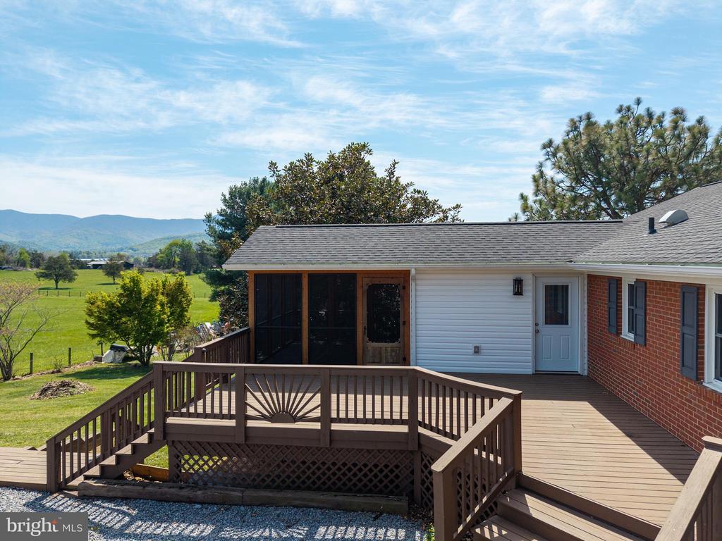 3 CEDAR DR, LURAY, Virginia 22835, 3 Bedrooms Bedrooms, ,2 BathroomsBathrooms,Residential,3 CEDAR DR,VAPA2006318 MLS # VAPA2006318