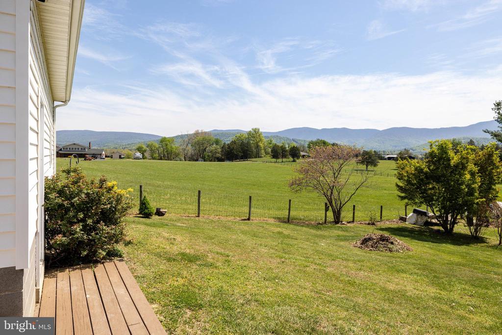 3 CEDAR DR, LURAY, Virginia 22835, 3 Bedrooms Bedrooms, ,2 BathroomsBathrooms,Residential,3 CEDAR DR,VAPA2006318 MLS # VAPA2006318