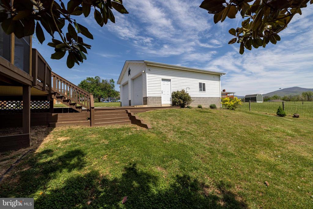 3 CEDAR DR, LURAY, Virginia 22835, 3 Bedrooms Bedrooms, ,2 BathroomsBathrooms,Residential,3 CEDAR DR,VAPA2006318 MLS # VAPA2006318