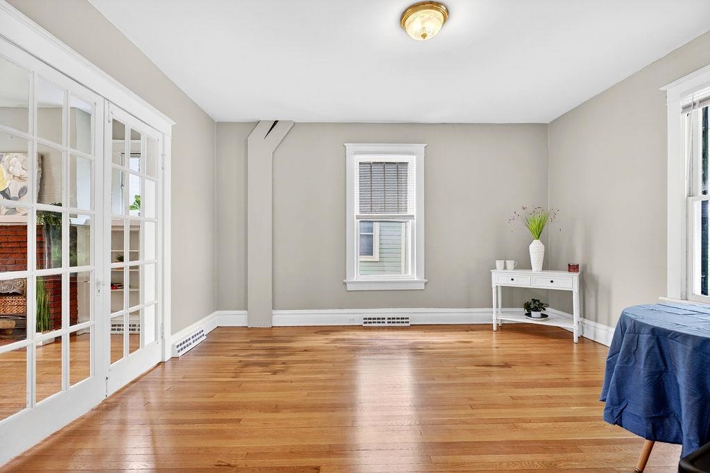 342 N LEWIS ST, STAUNTON, Virginia 24401, 3 Bedrooms Bedrooms, ,1 BathroomBathrooms,Residential,342 N LEWIS ST,676036 MLS # 676036