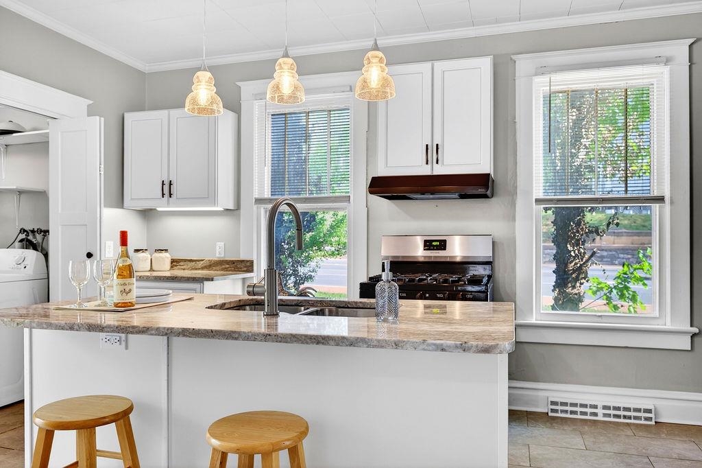 342 N LEWIS ST, STAUNTON, Virginia 24401, 3 Bedrooms Bedrooms, ,1 BathroomBathrooms,Residential,342 N LEWIS ST,676036 MLS # 676036