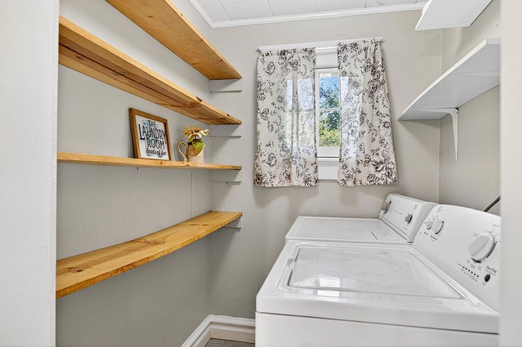 342 N LEWIS ST, STAUNTON, Virginia 24401, 3 Bedrooms Bedrooms, ,1 BathroomBathrooms,Residential,342 N LEWIS ST,676036 MLS # 676036