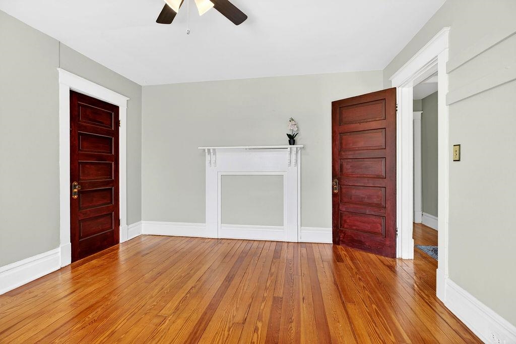 342 N LEWIS ST, STAUNTON, Virginia 24401, 3 Bedrooms Bedrooms, ,1 BathroomBathrooms,Residential,342 N LEWIS ST,676036 MLS # 676036