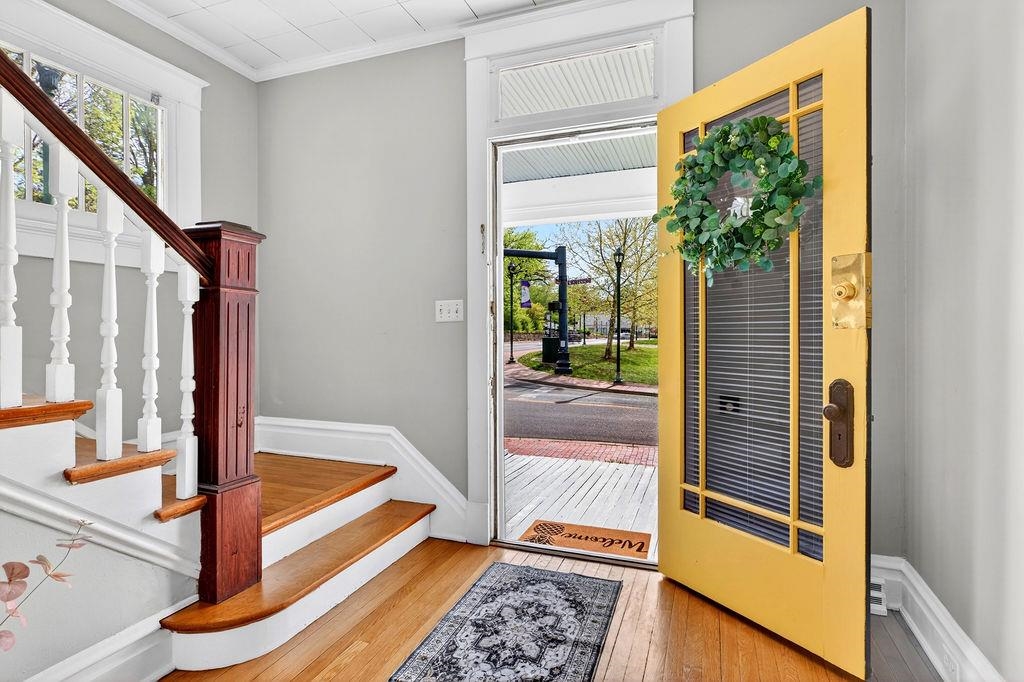 342 N LEWIS ST, STAUNTON, Virginia 24401, 3 Bedrooms Bedrooms, ,1 BathroomBathrooms,Residential,342 N LEWIS ST,676036 MLS # 676036