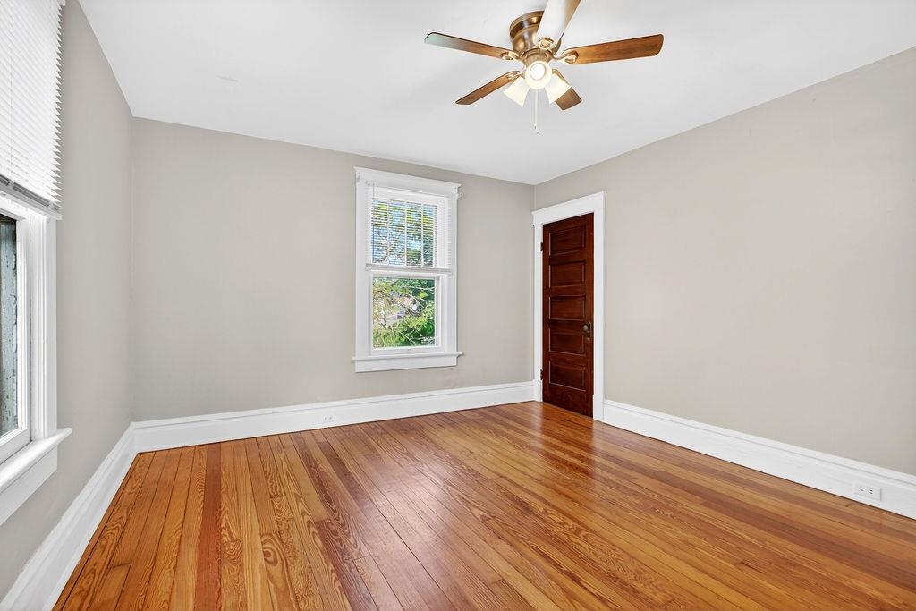 342 N LEWIS ST, STAUNTON, Virginia 24401, 3 Bedrooms Bedrooms, ,1 BathroomBathrooms,Residential,342 N LEWIS ST,676036 MLS # 676036