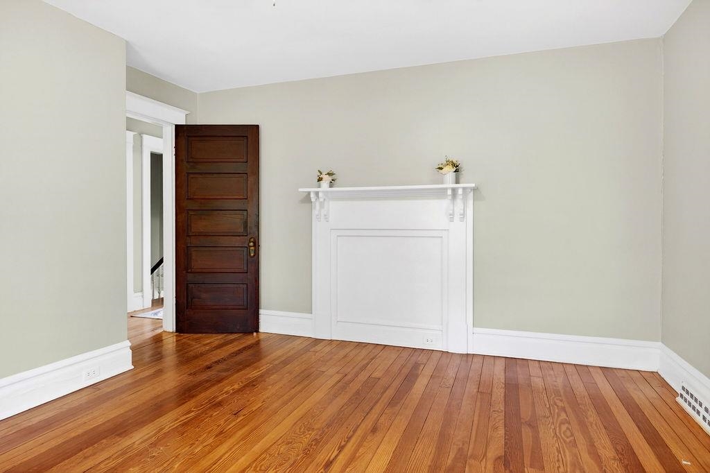 342 N LEWIS ST, STAUNTON, Virginia 24401, 3 Bedrooms Bedrooms, ,1 BathroomBathrooms,Residential,342 N LEWIS ST,676036 MLS # 676036