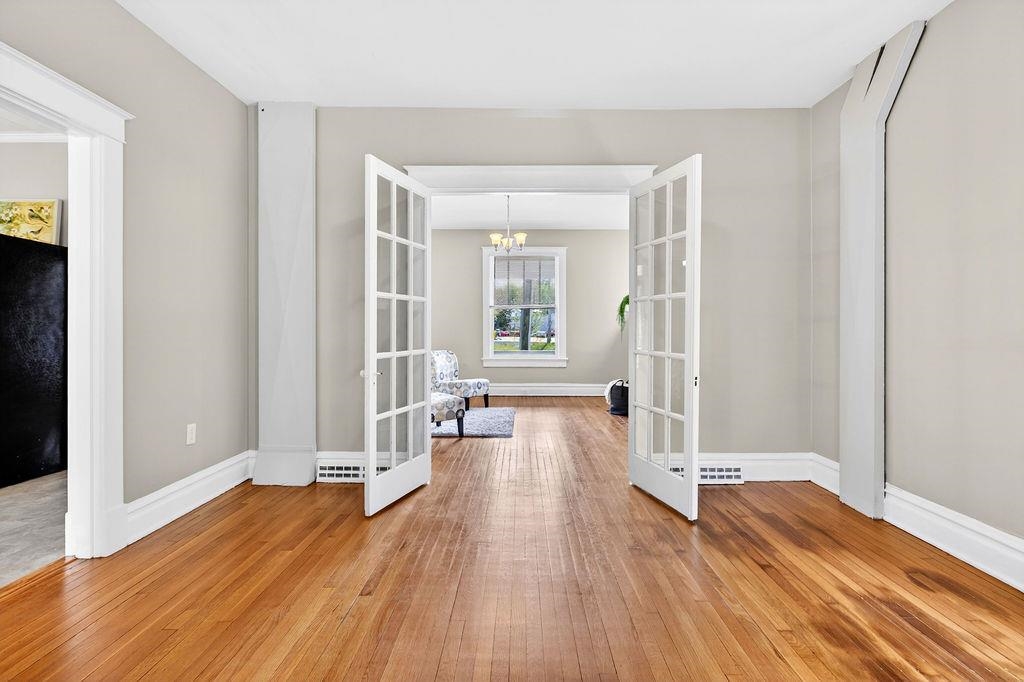 342 N LEWIS ST, STAUNTON, Virginia 24401, 3 Bedrooms Bedrooms, ,1 BathroomBathrooms,Residential,342 N LEWIS ST,676036 MLS # 676036