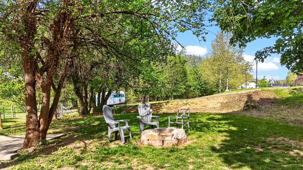 342 N LEWIS ST, STAUNTON, Virginia 24401, 3 Bedrooms Bedrooms, ,1 BathroomBathrooms,Residential,342 N LEWIS ST,676036 MLS # 676036