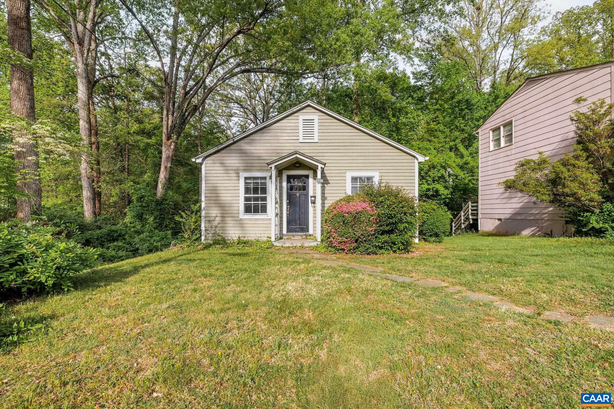 2325 HIGHLAND AVE, CHARLOTTESVILLE, Virginia 22902, 2 Bedrooms Bedrooms, ,1 BathroomBathrooms,Residential,2325 HIGHLAND AVE,676045 MLS # 676045