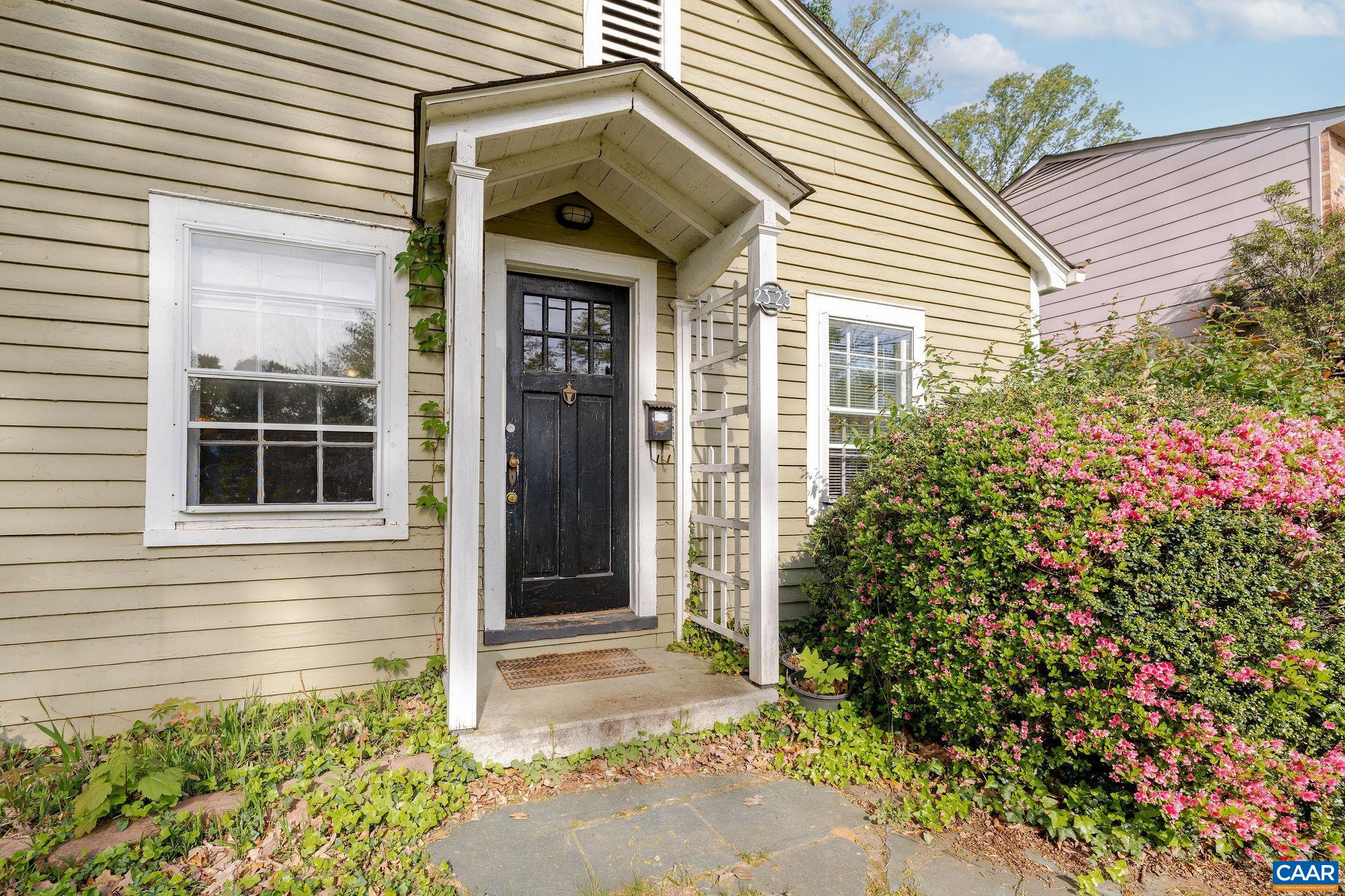 2325 HIGHLAND AVE, CHARLOTTESVILLE, Virginia 22902, 2 Bedrooms Bedrooms, ,1 BathroomBathrooms,Residential,2325 HIGHLAND AVE,676045 MLS # 676045