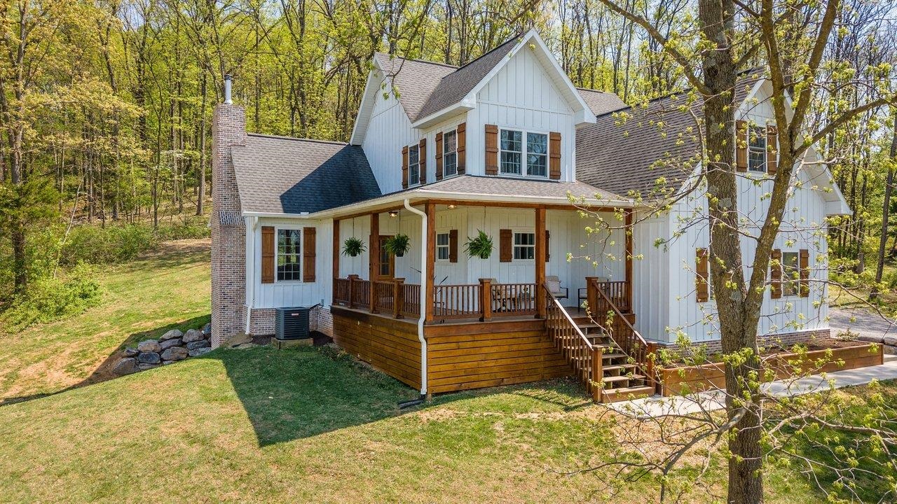 5266 FOOTHILLS LN, KEEZLETOWN, Virginia 22832, 3 Bedrooms Bedrooms, ,2 BathroomsBathrooms,Residential,5266 FOOTHILLS LN,676046 MLS # 676046