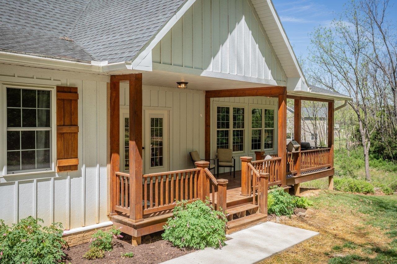 5266 FOOTHILLS LN, KEEZLETOWN, Virginia 22832, 3 Bedrooms Bedrooms, ,2 BathroomsBathrooms,Residential,5266 FOOTHILLS LN,676046 MLS # 676046