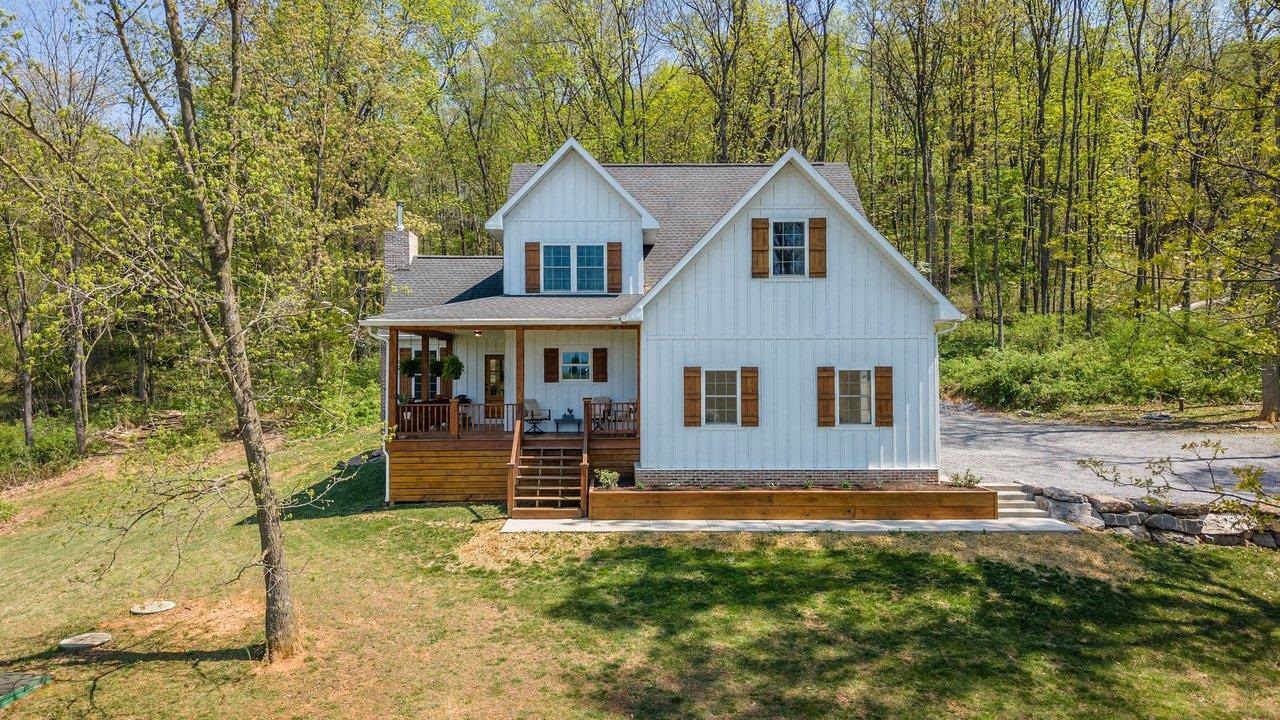 5266 FOOTHILLS LN, KEEZLETOWN, Virginia 22832, 3 Bedrooms Bedrooms, ,2 BathroomsBathrooms,Residential,5266 FOOTHILLS LN,676046 MLS # 676046
