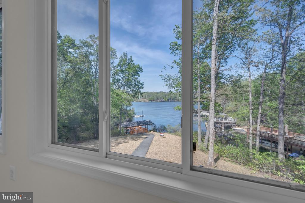 172 HEMLOCK FRST, MINERAL, Virginia 23117, 3 Bedrooms Bedrooms, ,3 BathroomsBathrooms,Residential,172 HEMLOCK FRST,VALA2009610 MLS # VALA2009610