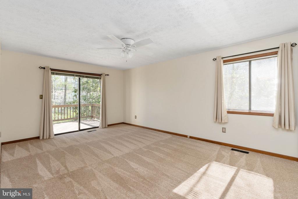 100 PLEASANT GROVE RD, LOCUST GROVE, Virginia 22508, 4 Bedrooms Bedrooms, ,3 BathroomsBathrooms,Residential,100 PLEASANT GROVE RD,VAOR2013850 MLS # VAOR2013850