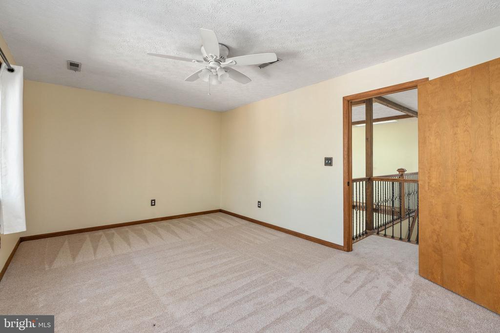 100 PLEASANT GROVE RD, LOCUST GROVE, Virginia 22508, 4 Bedrooms Bedrooms, ,3 BathroomsBathrooms,Residential,100 PLEASANT GROVE RD,VAOR2013850 MLS # VAOR2013850