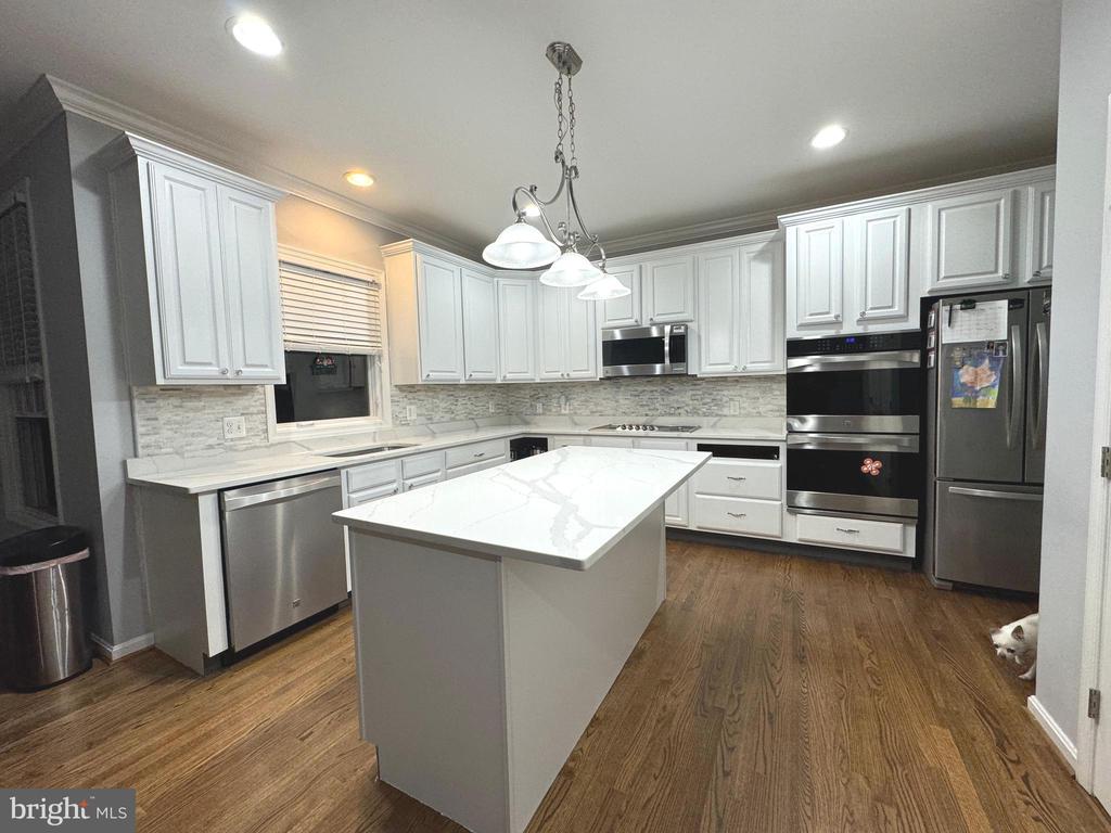 12001 HONOR BRIDGE FARM DR, SPOTSYLVANIA, Virginia 22551, 7 Bedrooms Bedrooms, ,5 BathroomsBathrooms,Residential,12001 HONOR BRIDGE FARM DR,VASP2041126 MLS # VASP2041126