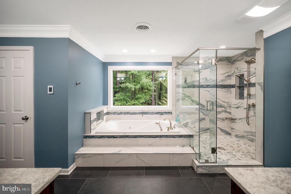 12001 HONOR BRIDGE FARM DR, SPOTSYLVANIA, Virginia 22551, 7 Bedrooms Bedrooms, ,5 BathroomsBathrooms,Residential,12001 HONOR BRIDGE FARM DR,VASP2041126 MLS # VASP2041126