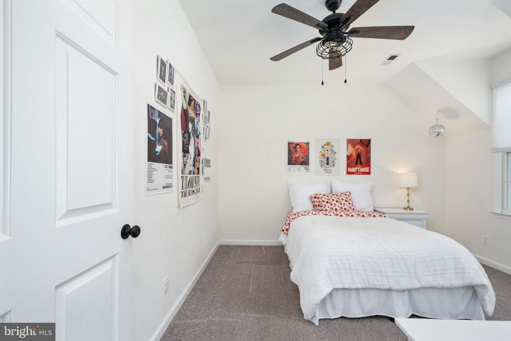 10752 BRIDLEREIN COURT, SPOTSYLVANIA, Virginia 22553, 4 Bedrooms Bedrooms, ,2 BathroomsBathrooms,Residential,10752 BRIDLEREIN COURT,VASP2040532 MLS # VASP2040532